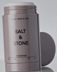 Salt & Stone Melnās rozes & agarkoka ķermeņa kopšanas komplekts