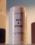 Salt & Stone želejveida dezodorants ar bergamoti, apelsīnu ziediem un cipresi
