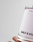 Salt & Stone Melnās rozes & agarkoka ķermeņa sprejs, 100ml