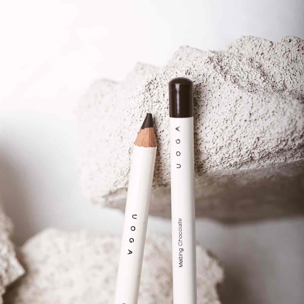 Uoga uoga Acu zīmulis