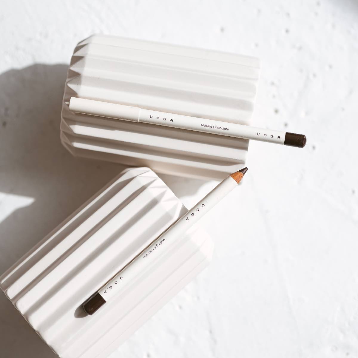 Uoga uoga Acu zīmulis