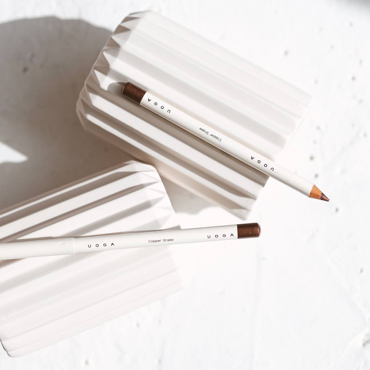 Uoga uoga Acu zīmulis