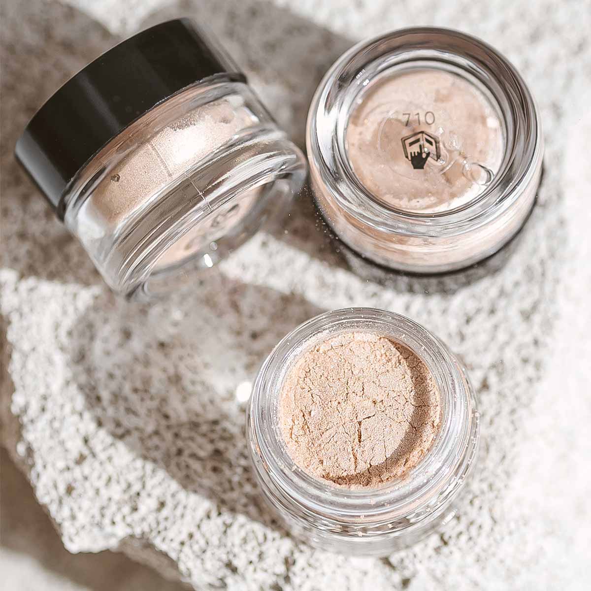 Uoga uoga Acu ēnas ar dzintaru