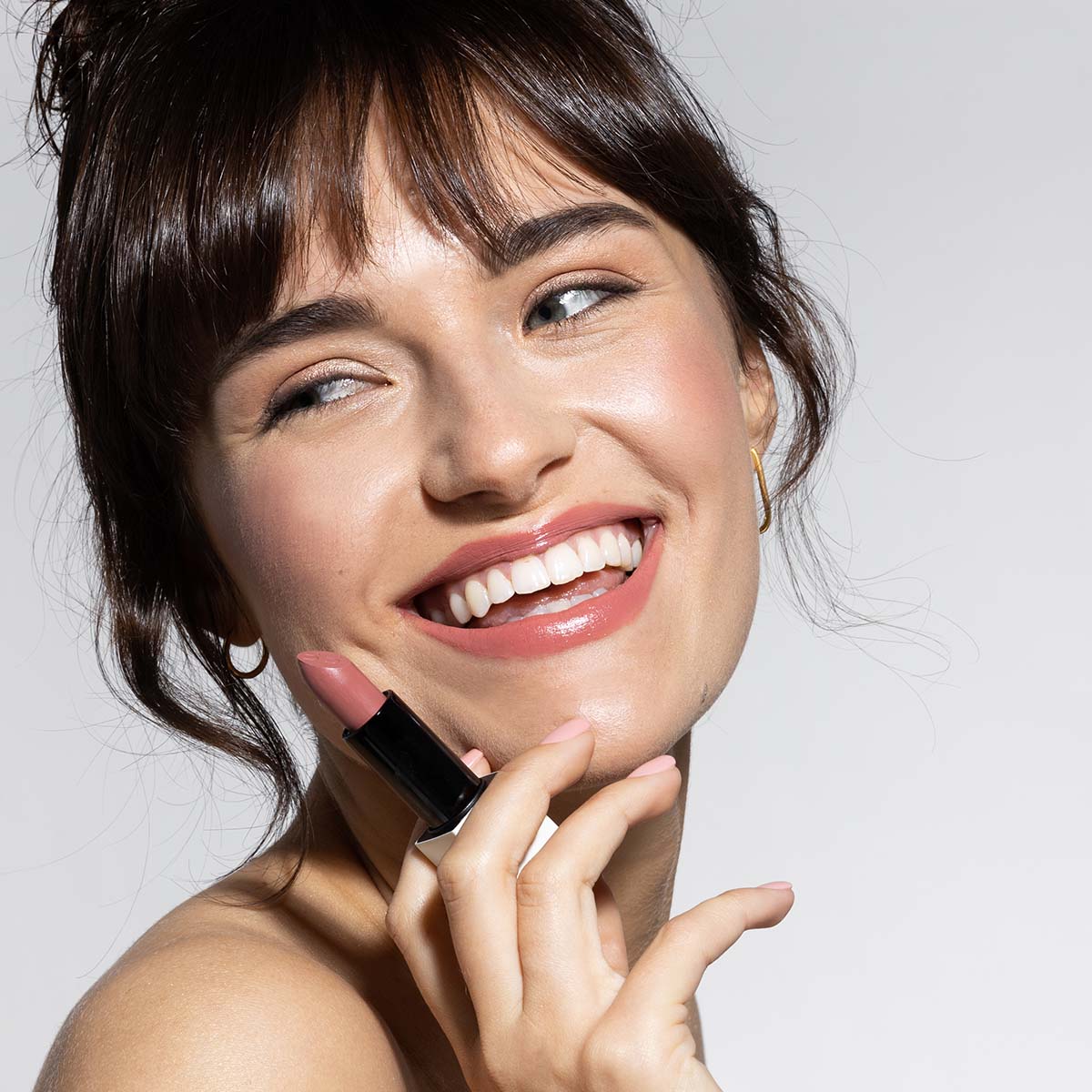 Uoga uoga Lūpu krāsa