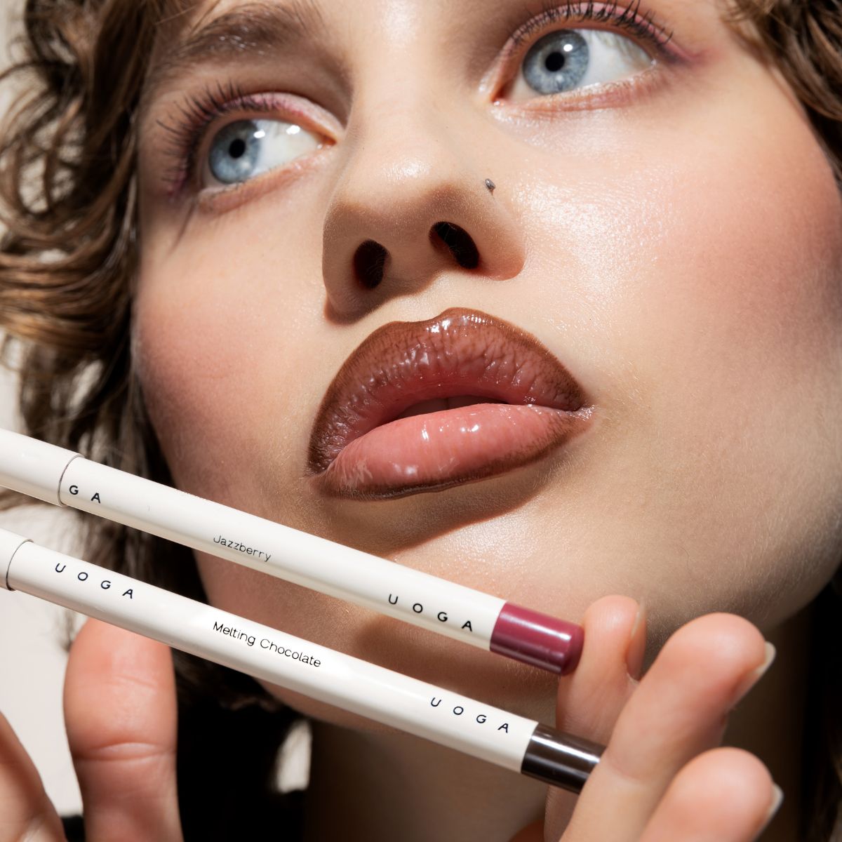 Uoga uoga Lūpu kontūrzīmulis