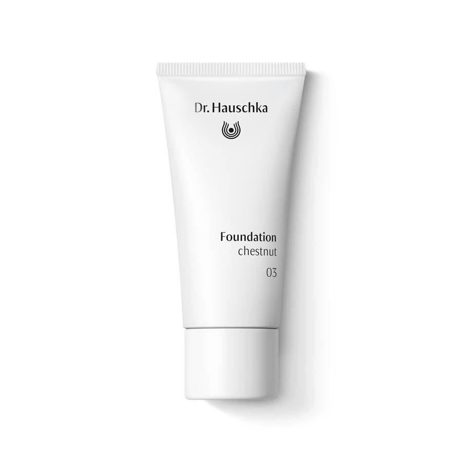 Dr. Hauschka tonālais krēms 03 chestnut